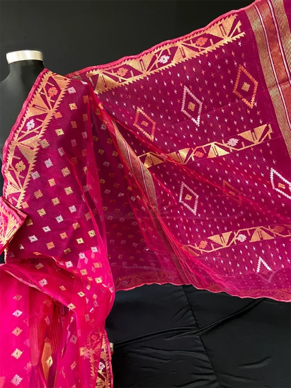 Magenta Jamdani Saree - Handwoven 84 Count Half-Silk