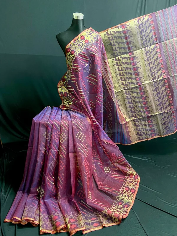 Magenta Purple Jamdani Saree: Handcrafted 84 Count Half-Silk