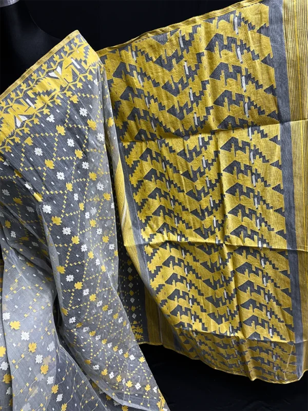 Cloud Gray Jamdani Saree: Handwoven 80 Count Half-Silk